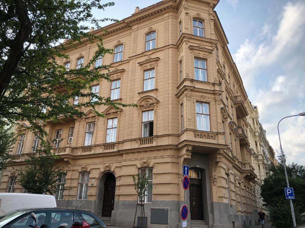 Apatrhostel Brno Брно Экстерьер фото