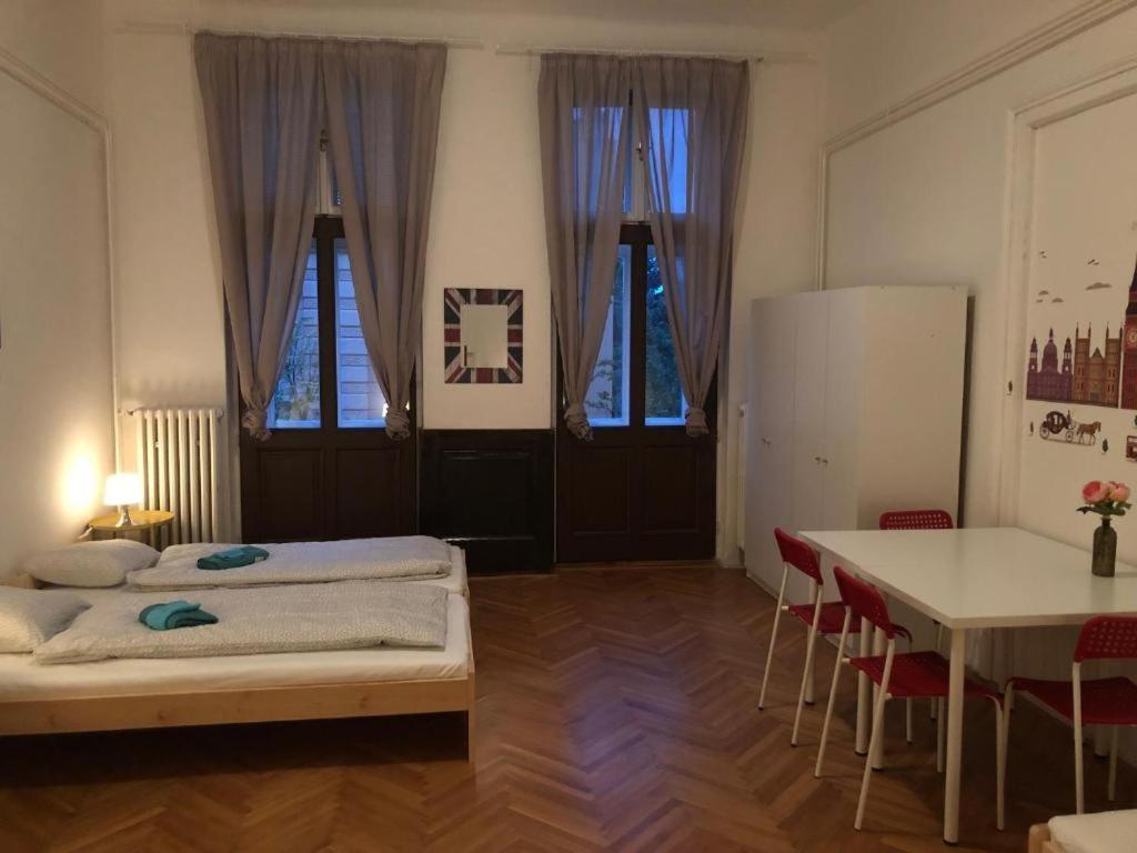 Apatrhostel Brno Брно Экстерьер фото