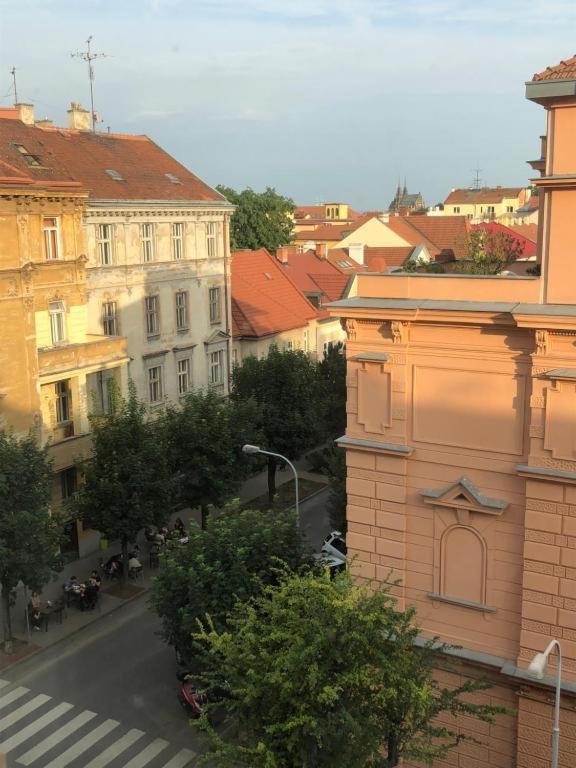 Apatrhostel Brno Брно Экстерьер фото