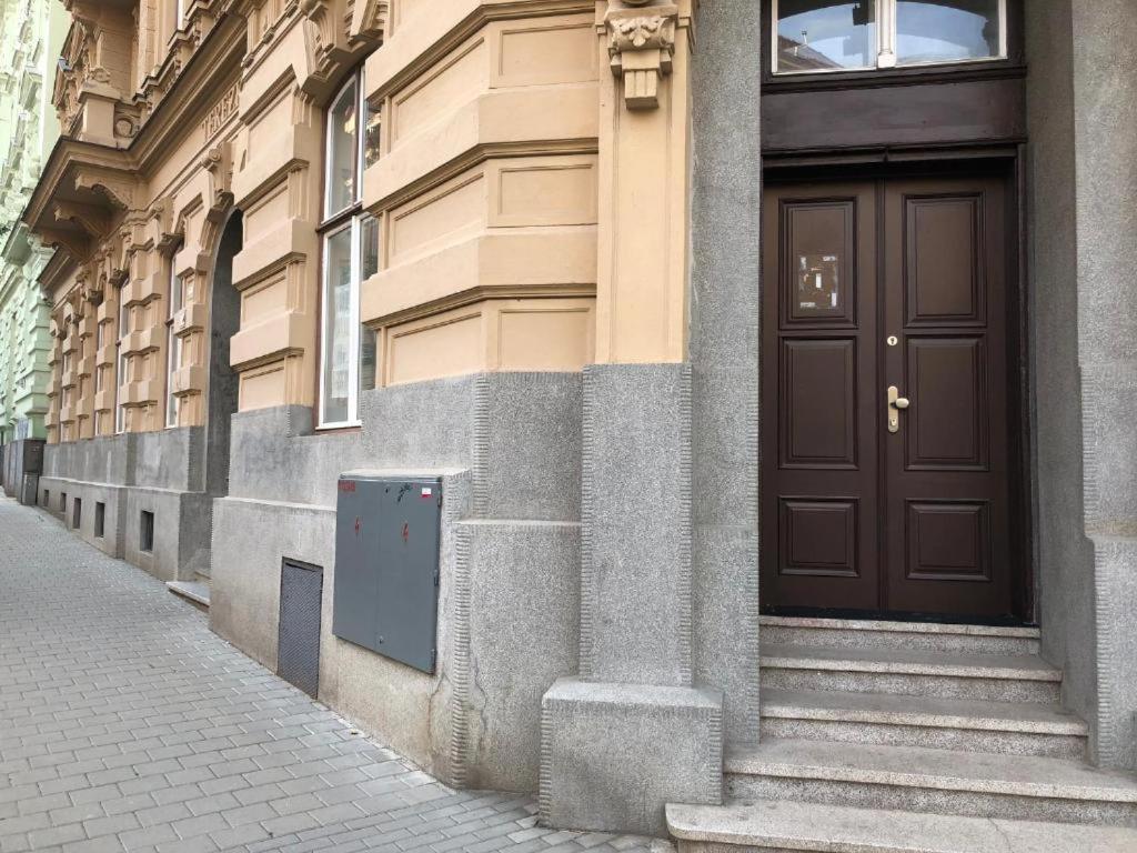 Apatrhostel Brno Брно Экстерьер фото