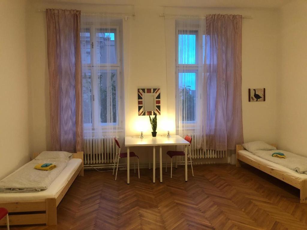 Apatrhostel Brno Брно Экстерьер фото